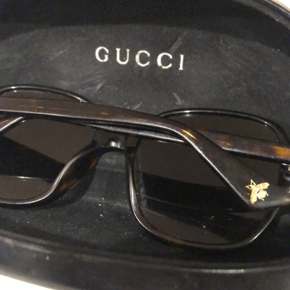 Gucci oversized black sunglasses main image 5